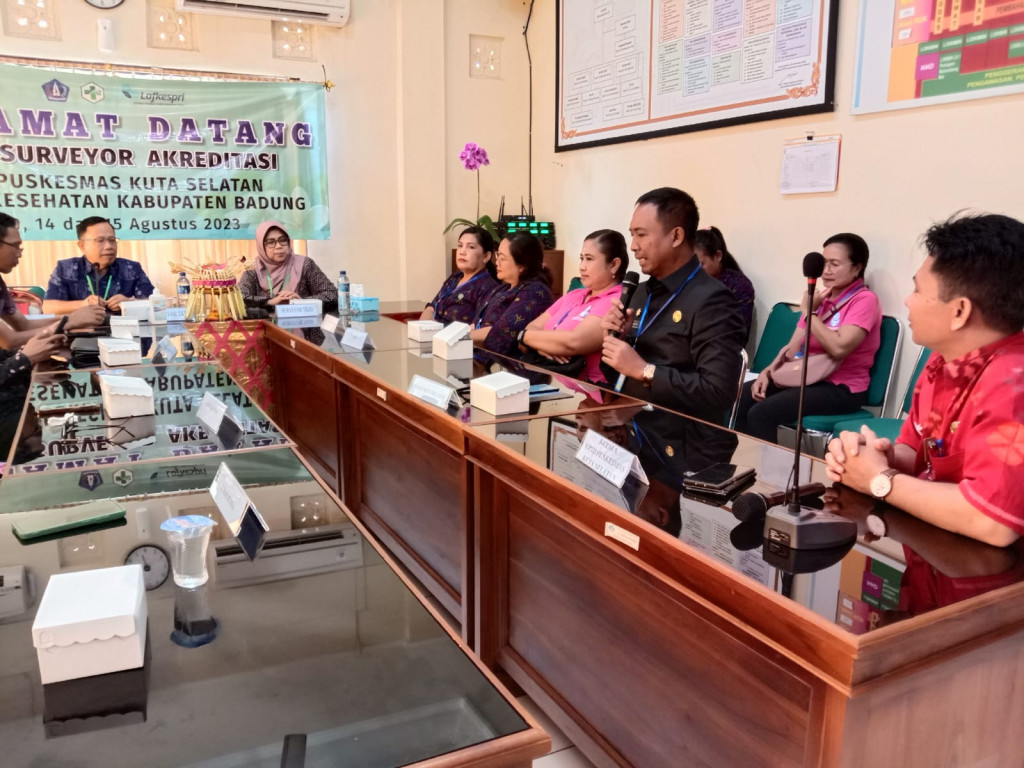 Camat Kuta Selatan Hadir dalam wawancara Lintas Sektor Survey Reakreditasi Puskesmas  Kuta Selatan